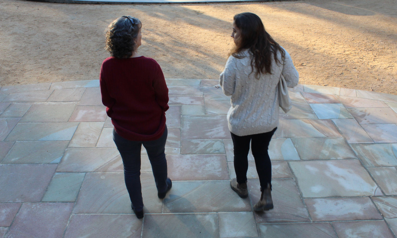 Lisa Reiter supporting Jesuit Volunteer Cassidy Jensen. (2018)